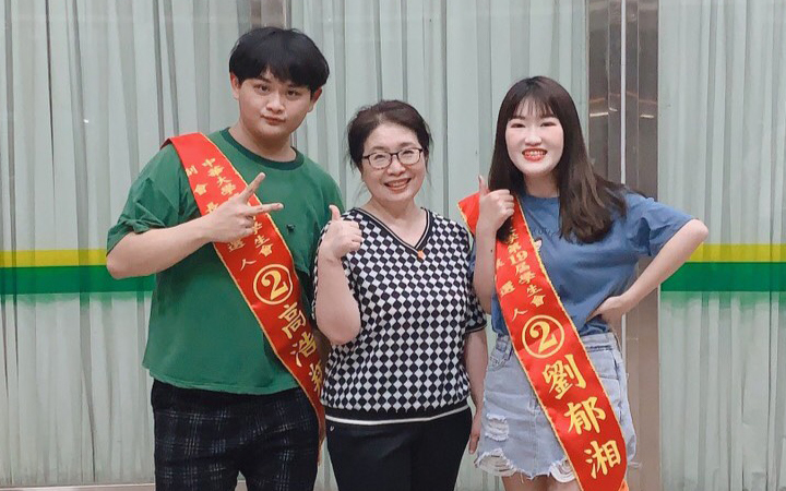 觀光與會展活動學系劉郁湘、高浩翔當選中華大學第19屆學生會正副會長