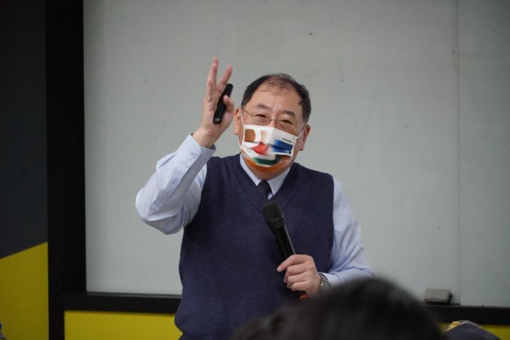 圖/台北捷運公司董事長趙紹廉上周到中華大學管理學院碩士班舉辦講座。