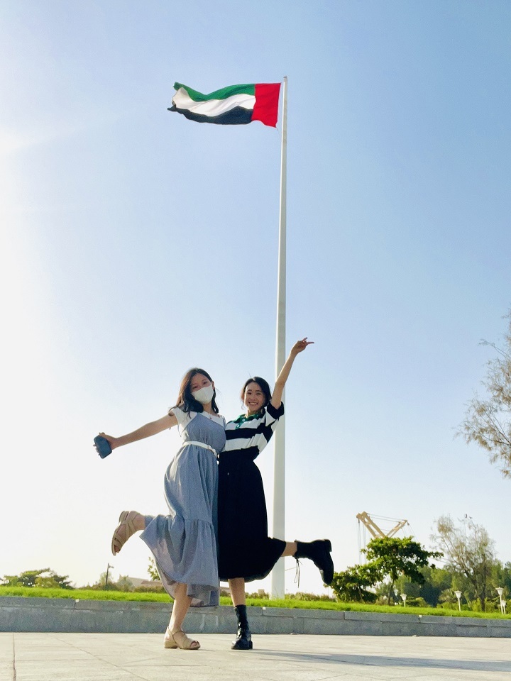 圖/中華大學觀光學院學生去年前往阿拉伯聯合大公國的阿吉曼大學交換學生1學期，深入體驗當地文化，拓展國際視野。