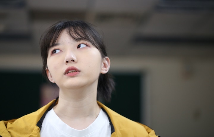 圖/許庭瑜回想起2020年整個年級緊急飛回台灣的過程,用「逃難」來形容。