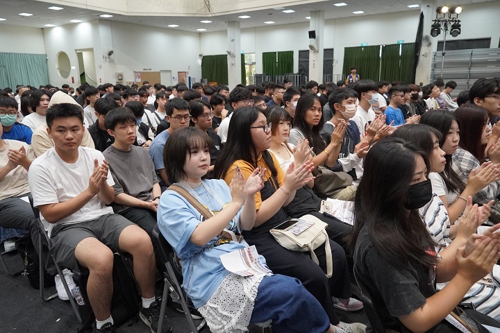 中華大學以活力迎新活動，為新生打造難忘的開學回憶。