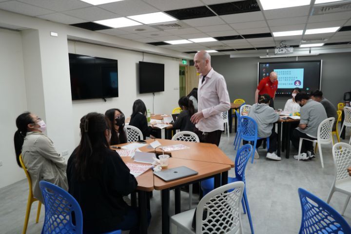 圖/中華大學已獲英國倫敦三一學院認證，成為全台第一所推動EMI CERT PT中心的私立大學。