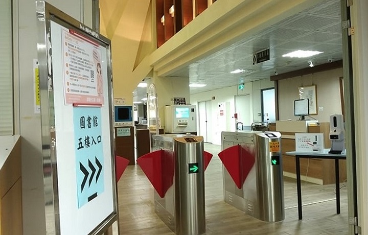圖/中華大學各項防疫措施持續進行，校園仍保持不對外開放。