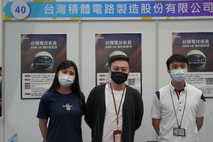 圖/中華大學校園徵才博覽會包括台積電、力積電和緯創資通等12家竹科大廠都到校徵才。