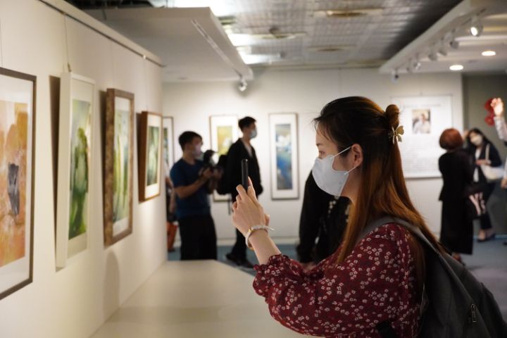 圖/中華大學藝文中心每年至少有6檔各種媒材展覽，免費對外開放。