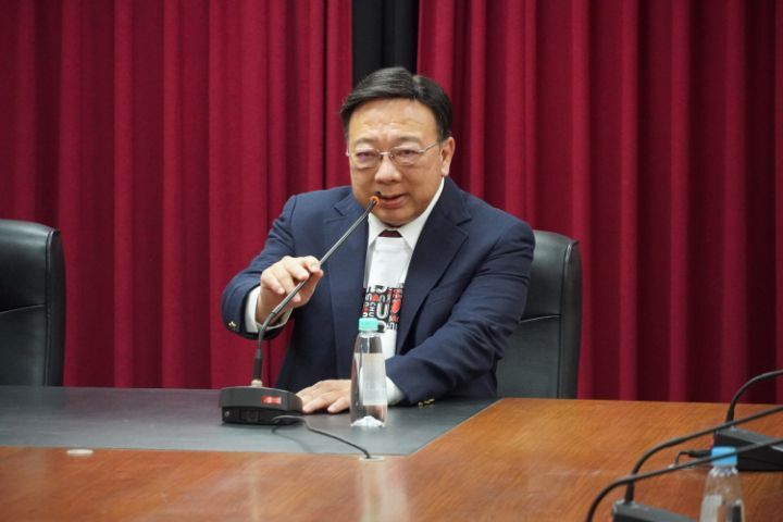 圖/中華大學校長劉維琪希望未來在莊理事長的領導下,校友總會可以更加成長茁壯。