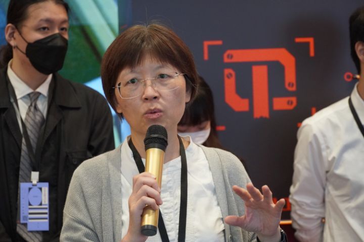 圖/中華大學工設系主任陳湘媛表示,此次工設系同學設計作品與環境結合,是最大特色。
