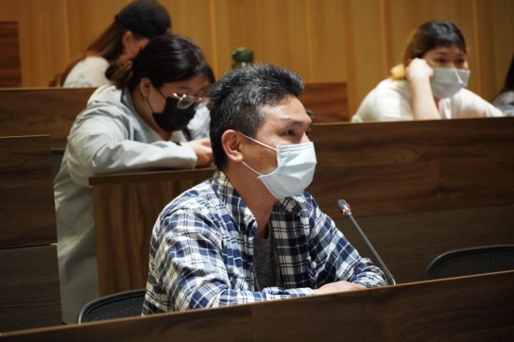 圖/有老師詢問講師,GhatGPT有哪些弱點和在哪方面容易出錯?又該如何避免去踩到地雷?。