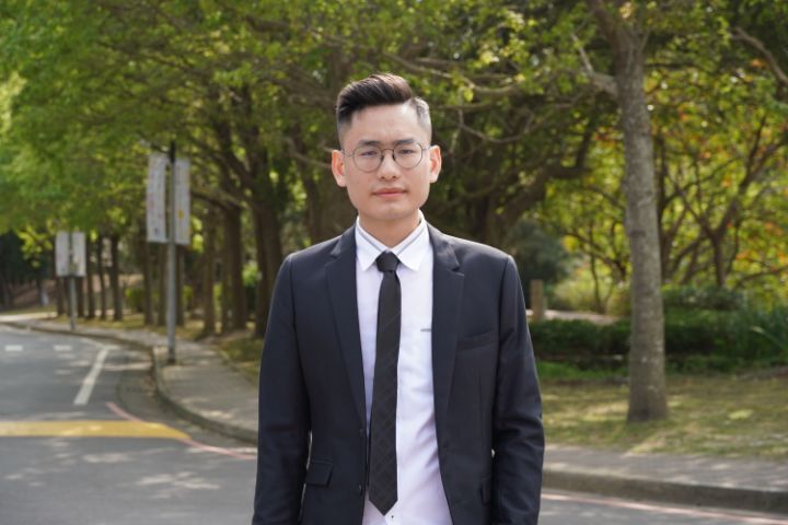 圖/23歲的鄒維宸今年才剛大學畢業，已是2家便當店的老闆。