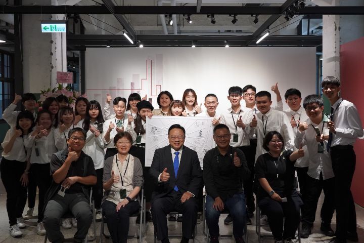 圖/中華大學景觀系畢業展昨日在台北松山文創園區南向倉展出,多元的主題,從自然、人文到地方創生,深具前瞻性。