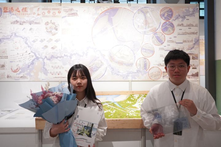 作者﹕曹宴瑜、賴柏誠。指導老師﹕吳榮心。