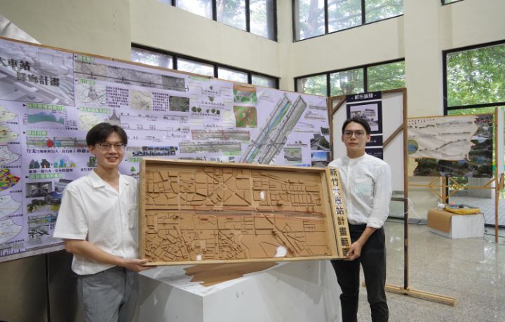 設計人：高璟沛、李昆鴻。指導老師：沈介英。地點：新竹市東區。