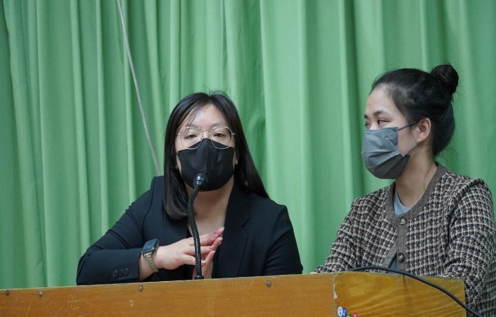 圖/麗寶集團旗下的台中福容大飯店人資專員蔡靜蕙(左)表示,公司將提供寒假打工機會,也會提供免費的宿舍和供餐,讓越籍生免去舟車勞頓,安心打工。