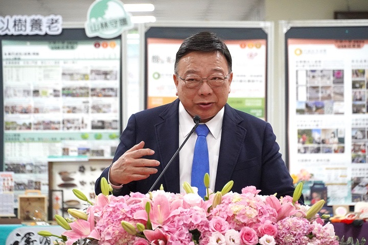 中華大學校長劉維琪分享中華大學十年來深耕SDGs的歷程，強調教育的力量在於喚起人心、啟發行動。