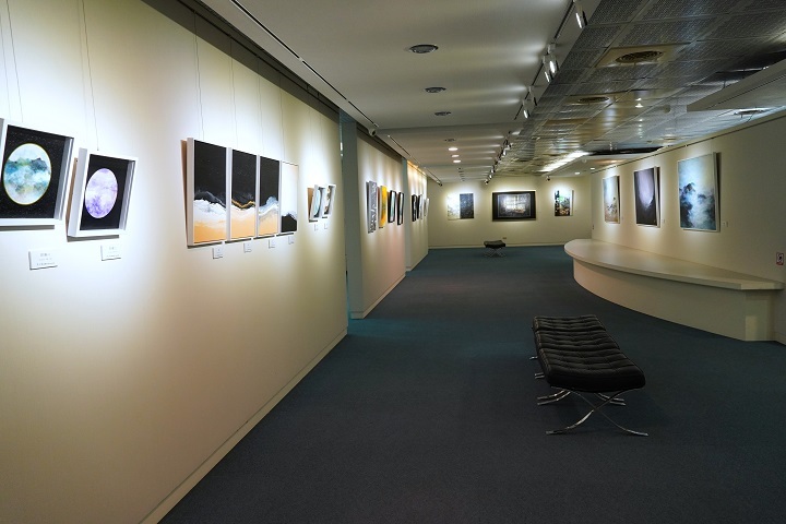 「智在點─靜觀其變」康美智個展，展至4月16日，歡迎前往藝文中心參觀。