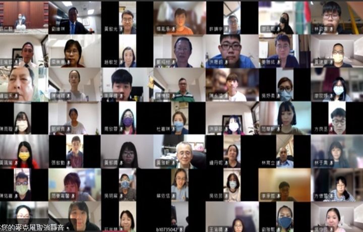 圖/錢復線上演講吸引近300名師生線上聽講,中華大學董事王瑜哲也全程聽講。