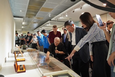 洪錫銘國寶級珍藏亮相　中華大學展千年古物